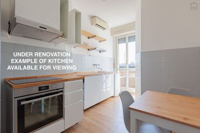 Cozy single bedroom with balcony in a 3-bedroom apartment in Città Studi Milan 0