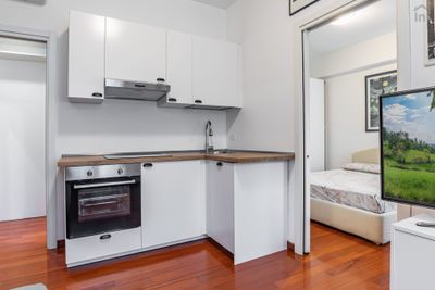 Cozy studio with private bathroom and balcony in Navigli close to UCLB Milan 1