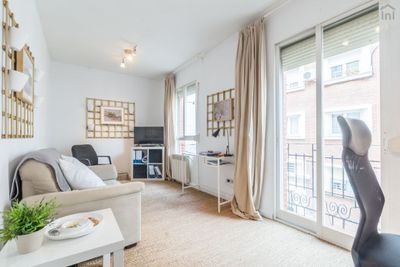 Comfortable 1-bedroom apartment in El Viso Madrid