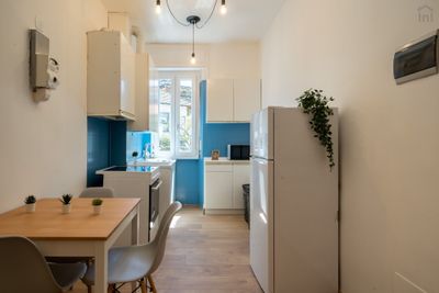 Luminous double bedroom with balcony in a 3-bedroom apartment in Città Studi Milan 0