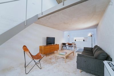 Modern studio with private bathroom and balcony in Bellas Vistas Madrid